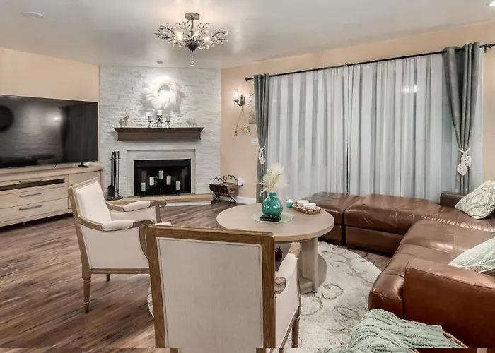 Ferienhaus Lux 4br Scottsdale House With Pool And
