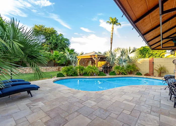Lux 4br Scottsdale House With Pool And Ferienhaus