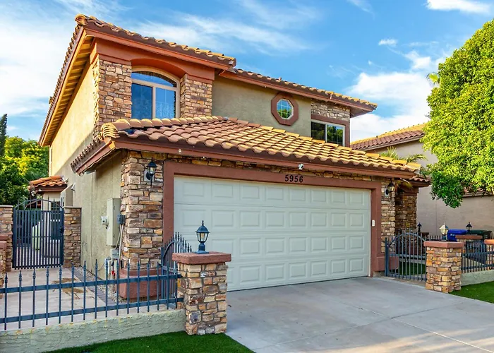 Lux 4br Scottsdale House With Pool And Ferienhaus